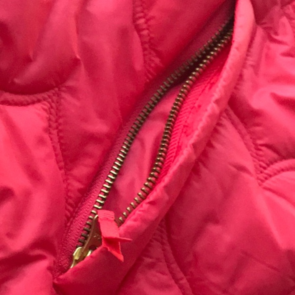 Vest - Picture 6 of 6